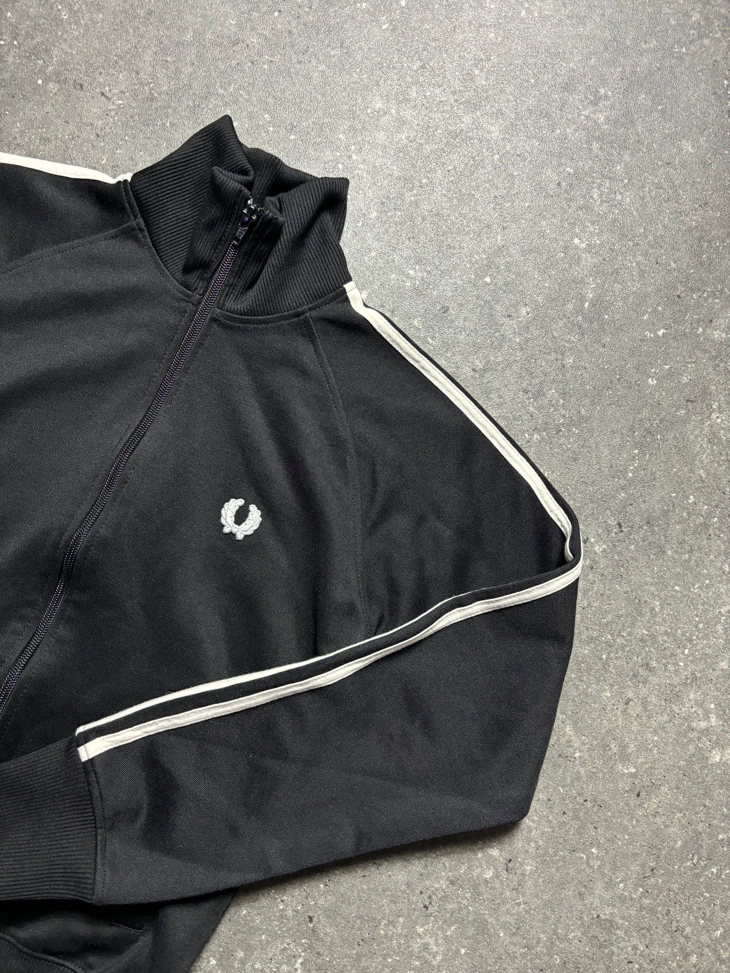 Fred Perry Jacke (XS)