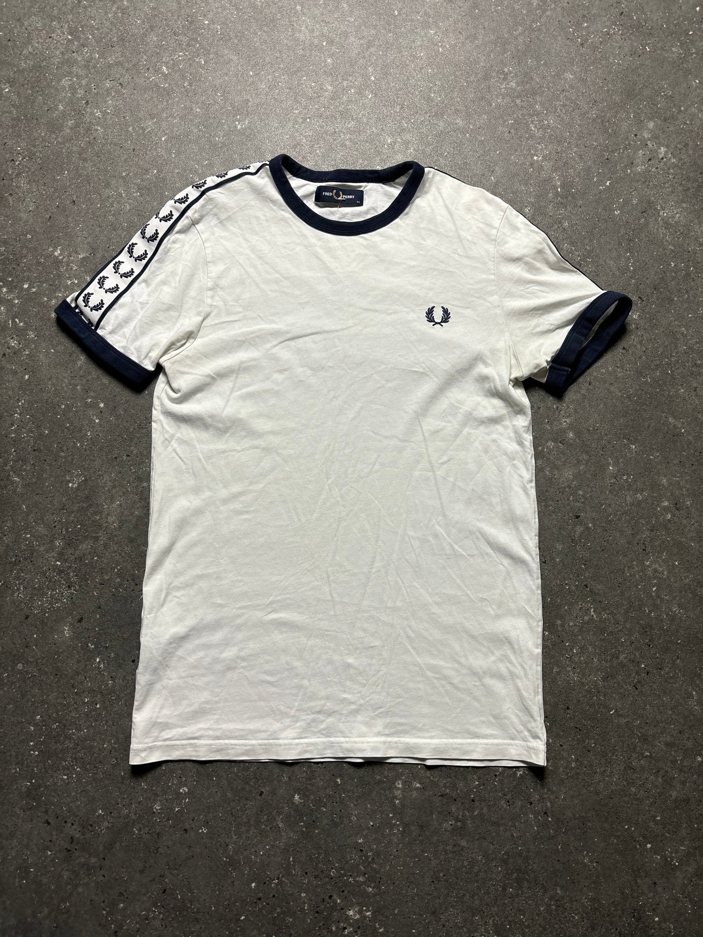 Fred Perry Shirt (XS)