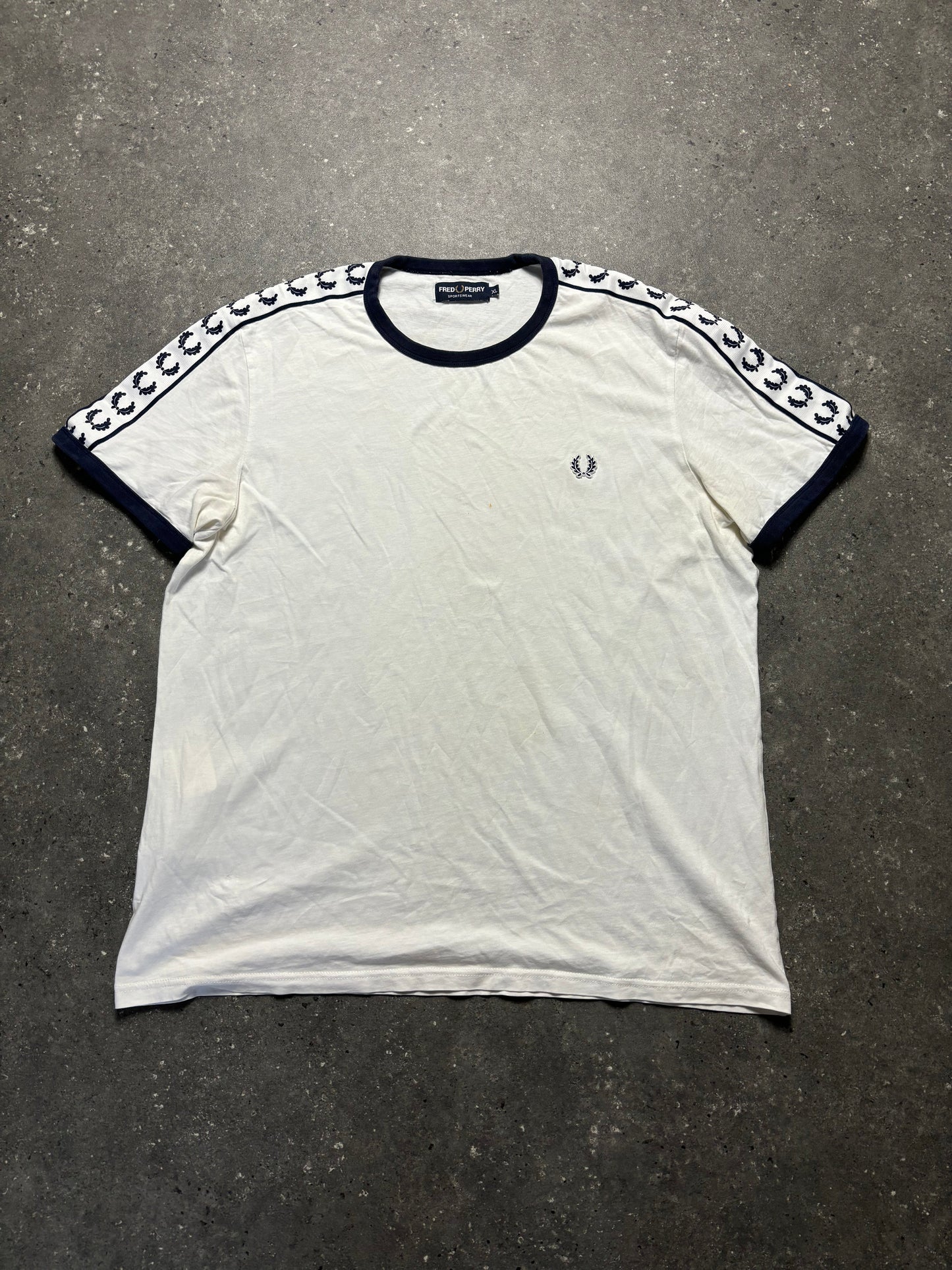 Fred Perry Shirt (XL)
