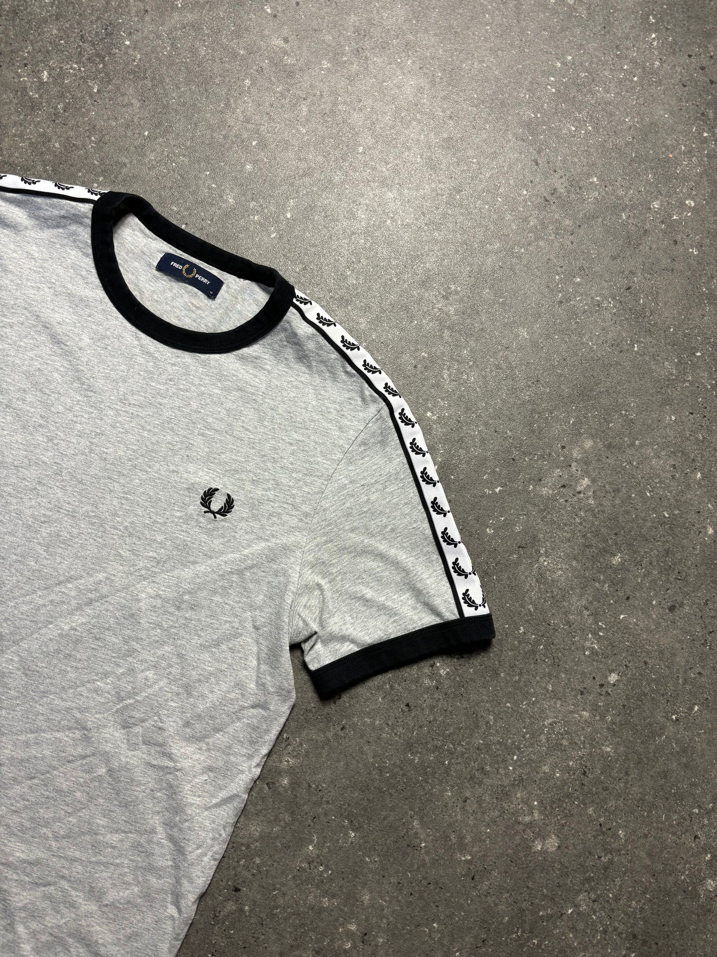 Fred Perry Shirt (M)