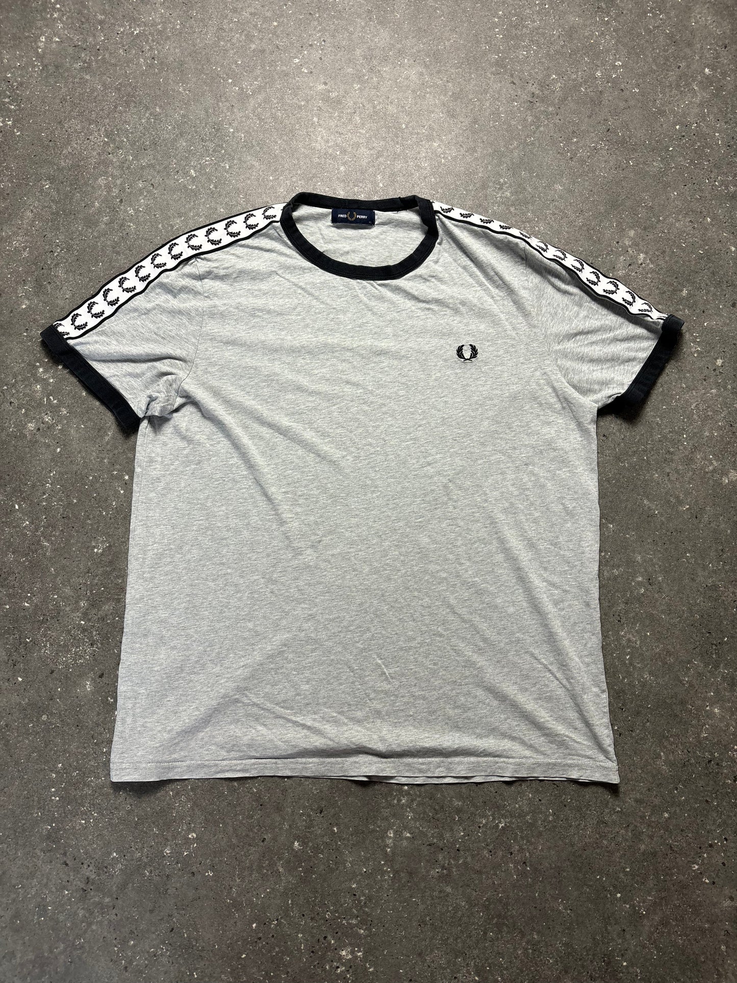 Fred Perry Shirt (XL)