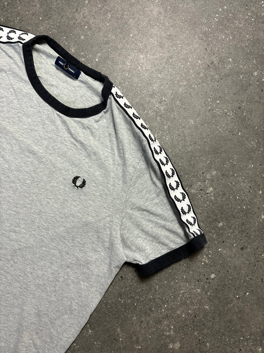 Fred Perry Shirt (XL)