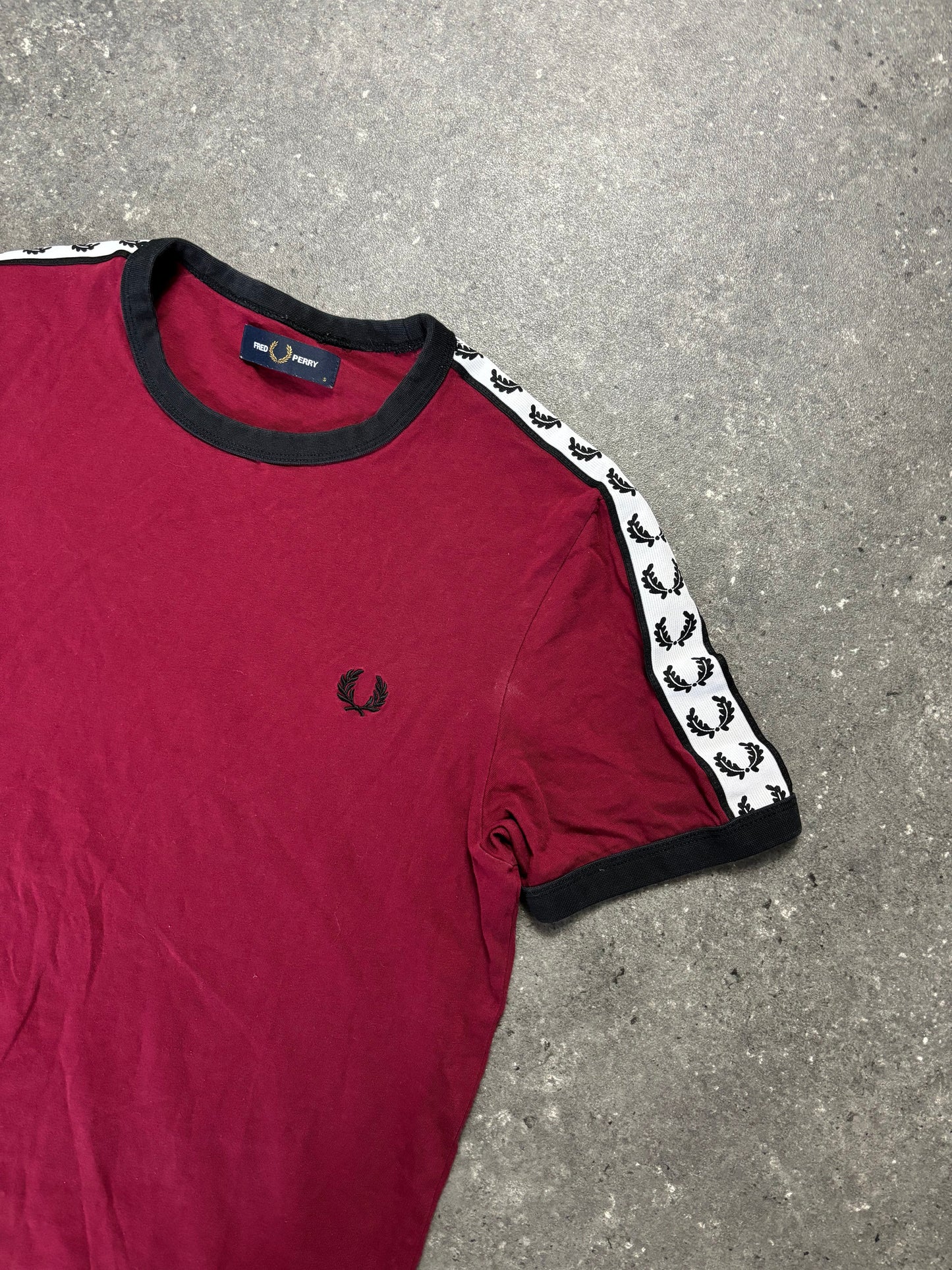 Fred Perry Shirt (S)