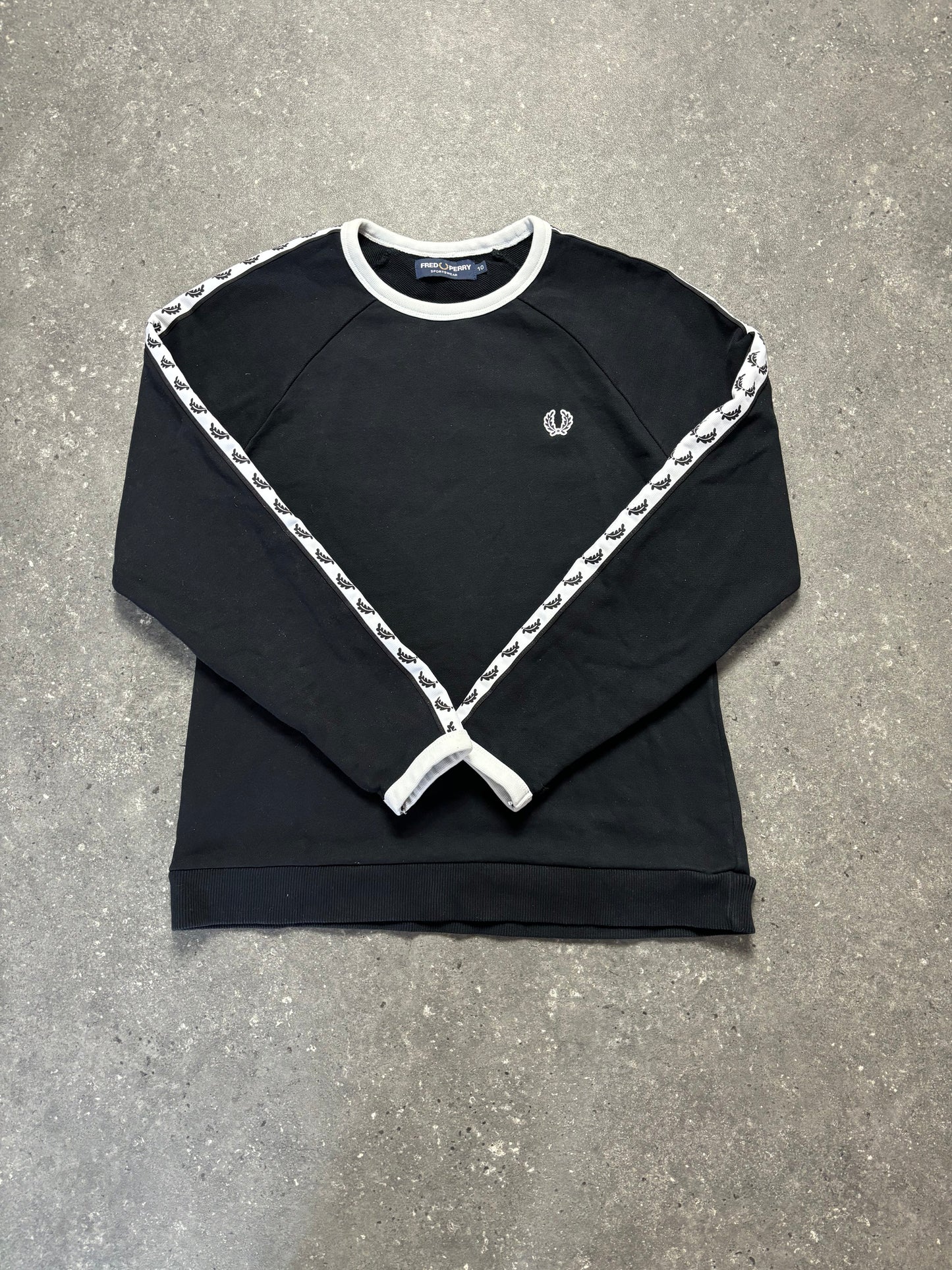 Fred Perry Sweater (XS)