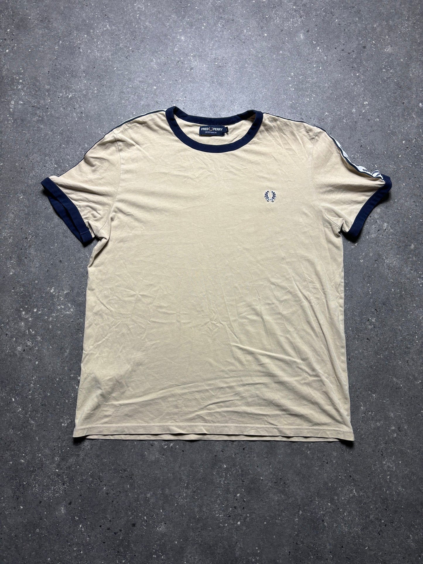 Fred Perry Shirt (L)