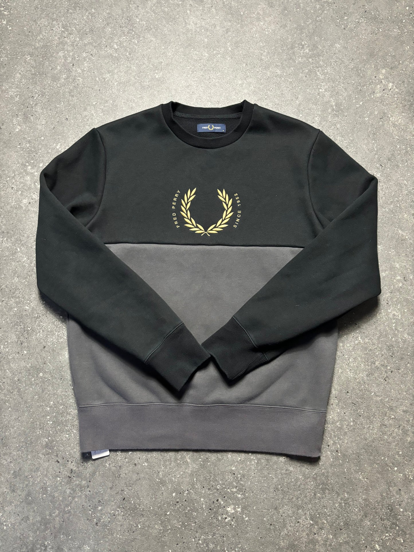 Fred Perry Sweater (M)