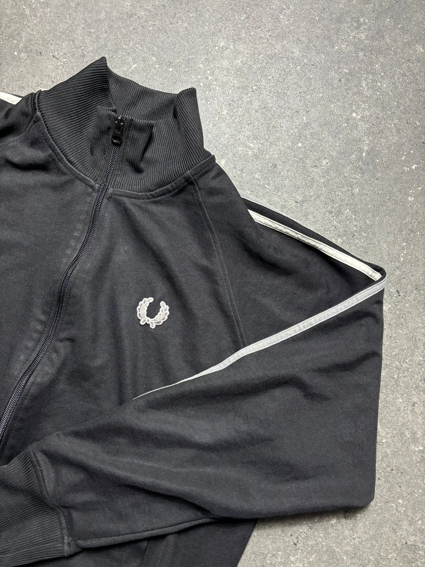 Fred Perry Jacke (L)