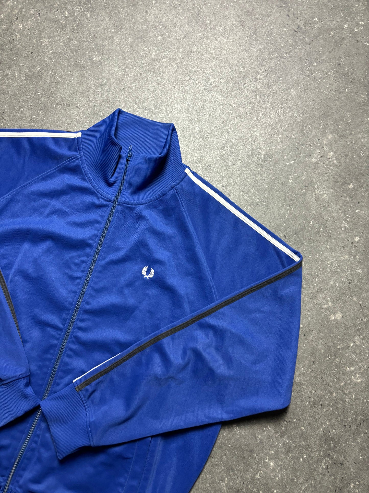 Fred Perry Jacke (XL)