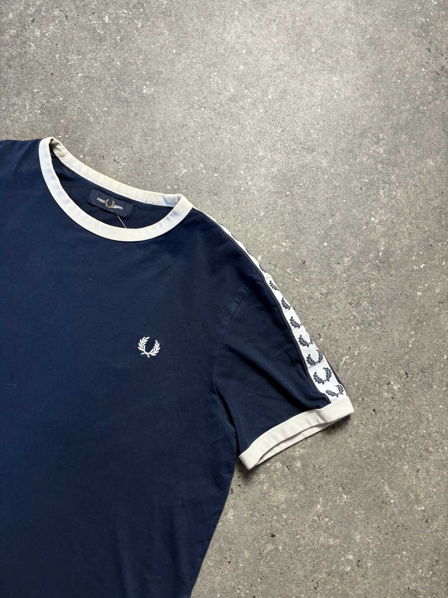 Fred Perry Shirt (L)