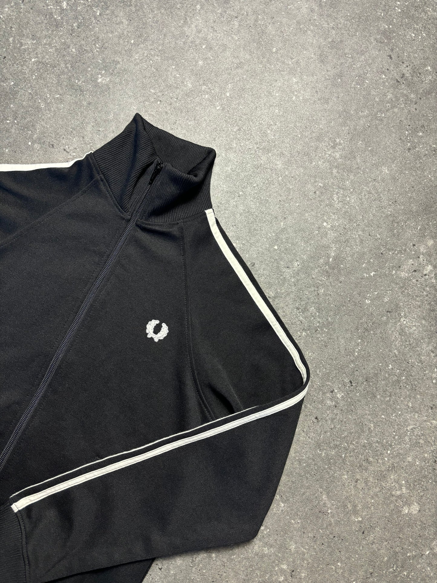 Fred Perry Jacke (XS)
