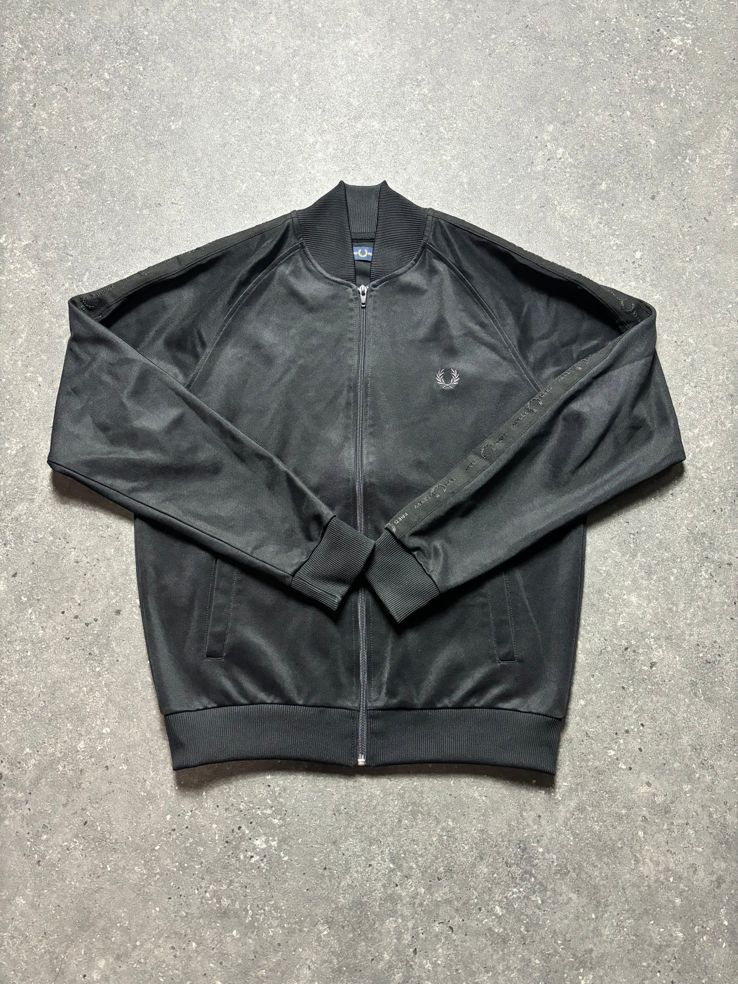 Fred Perry Jacke (M)