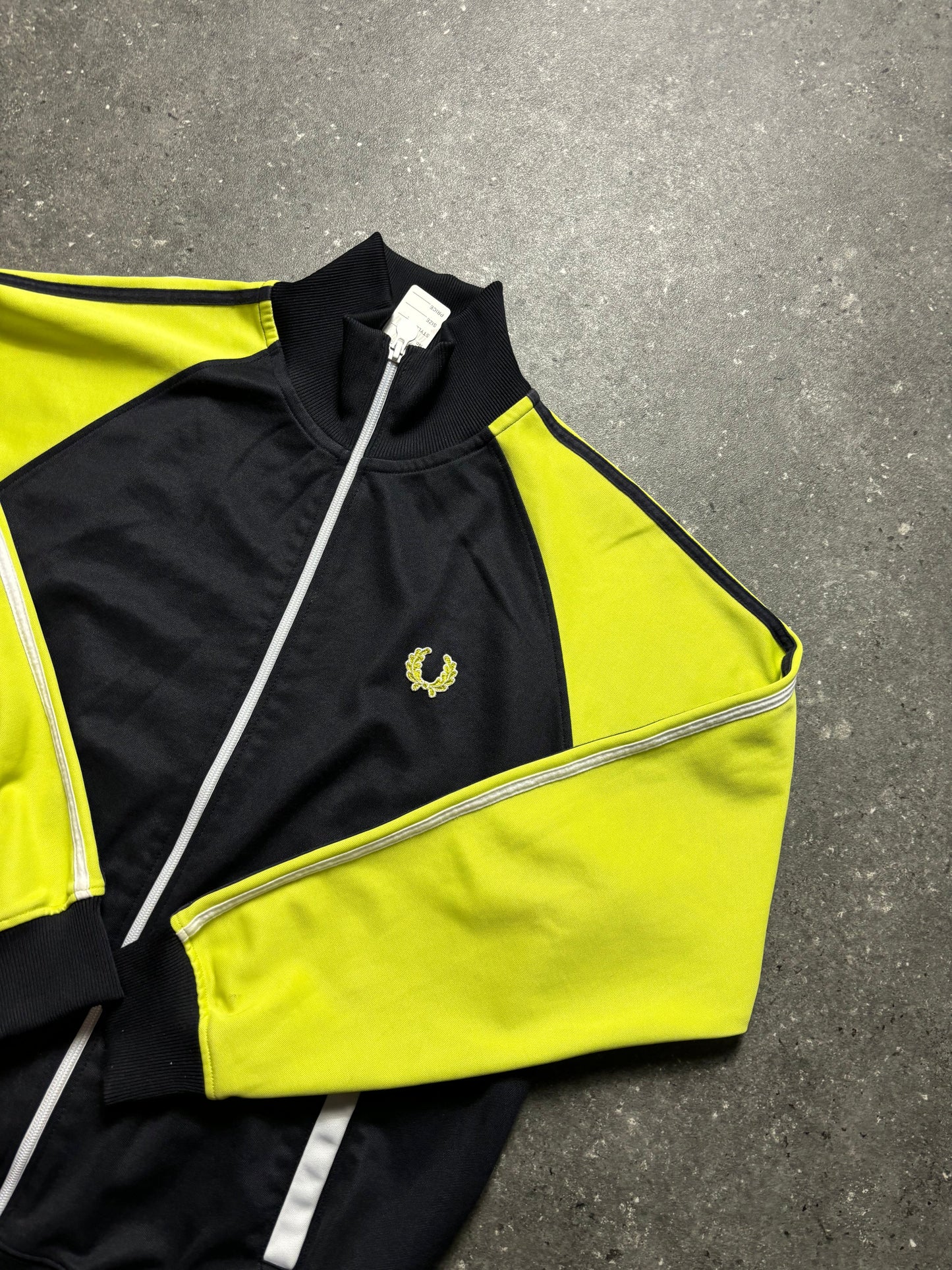 Fred Perry Jacke (M)