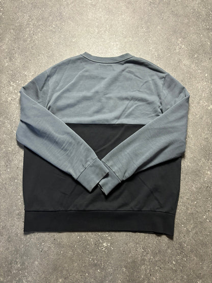 Fred Perry Sweater (XL)