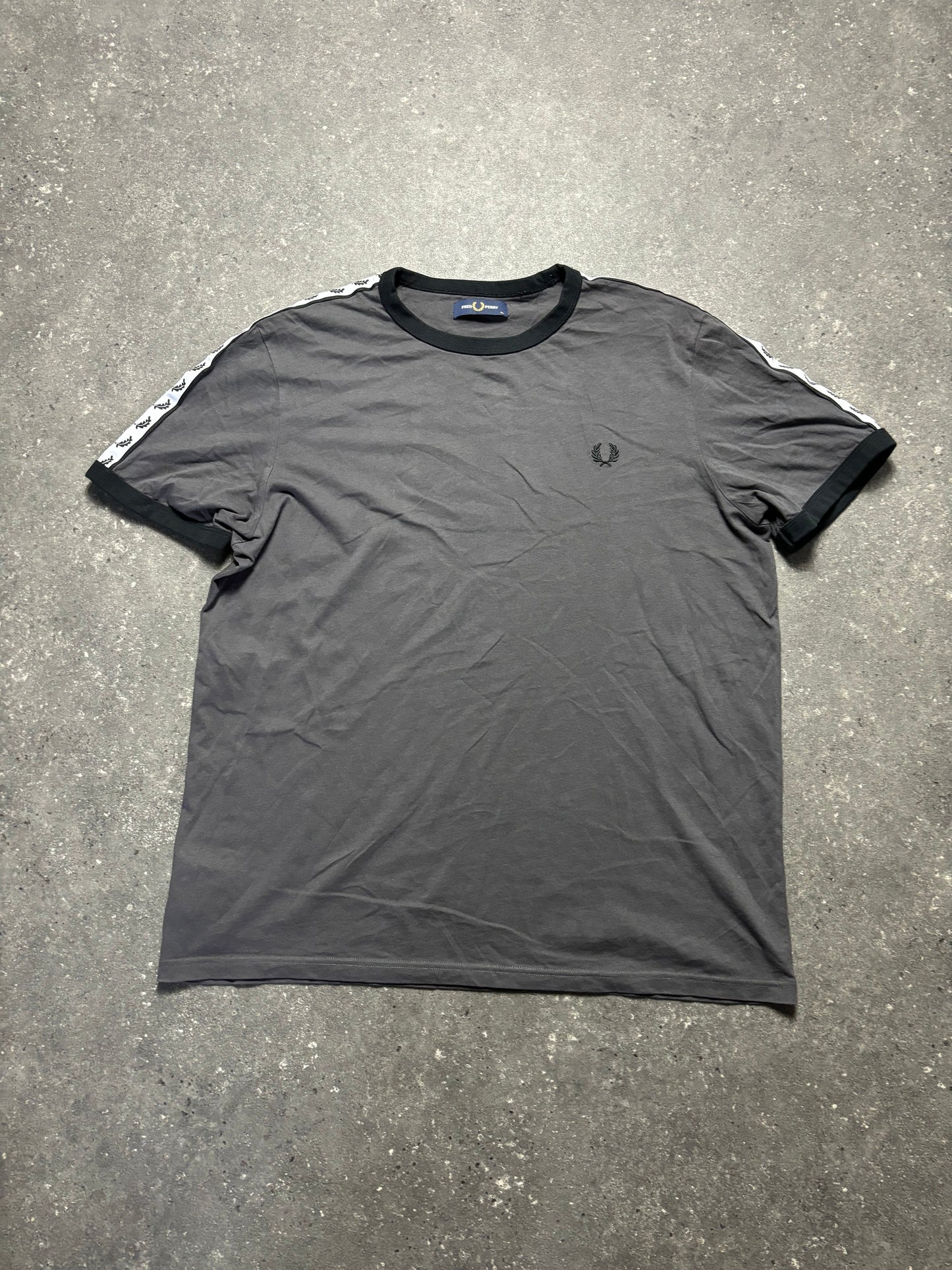 Fred Perry Shirt (XL)