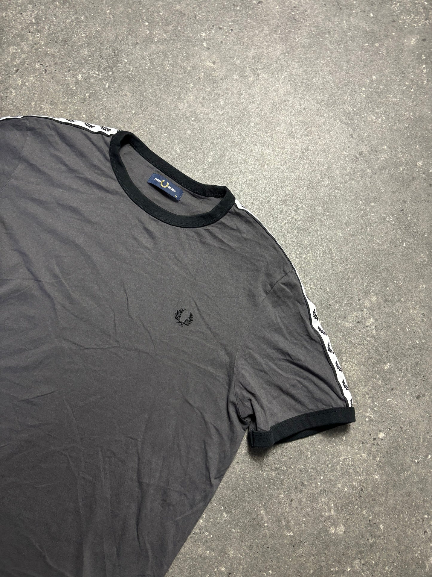 Fred Perry Shirt (XL)