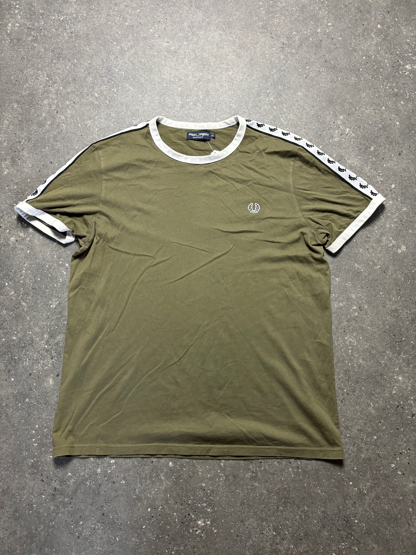 Fred Perry Shirt (XL)