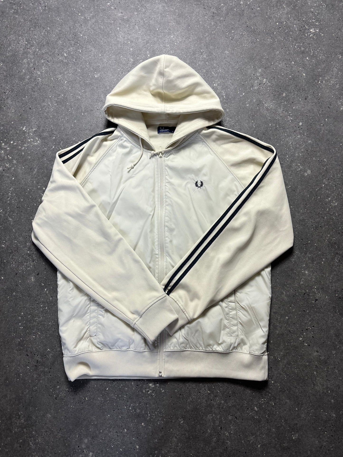 Fred Perry Jacke (XL)