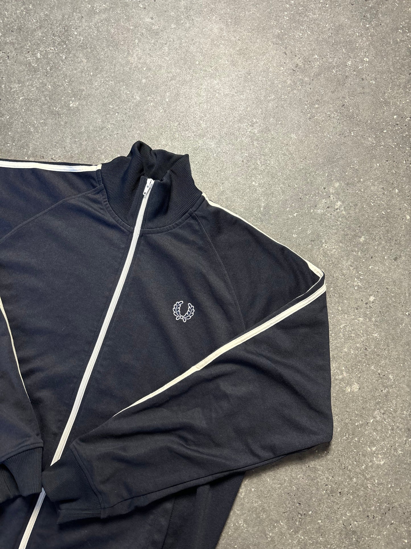Fred Perry Jacke (L)