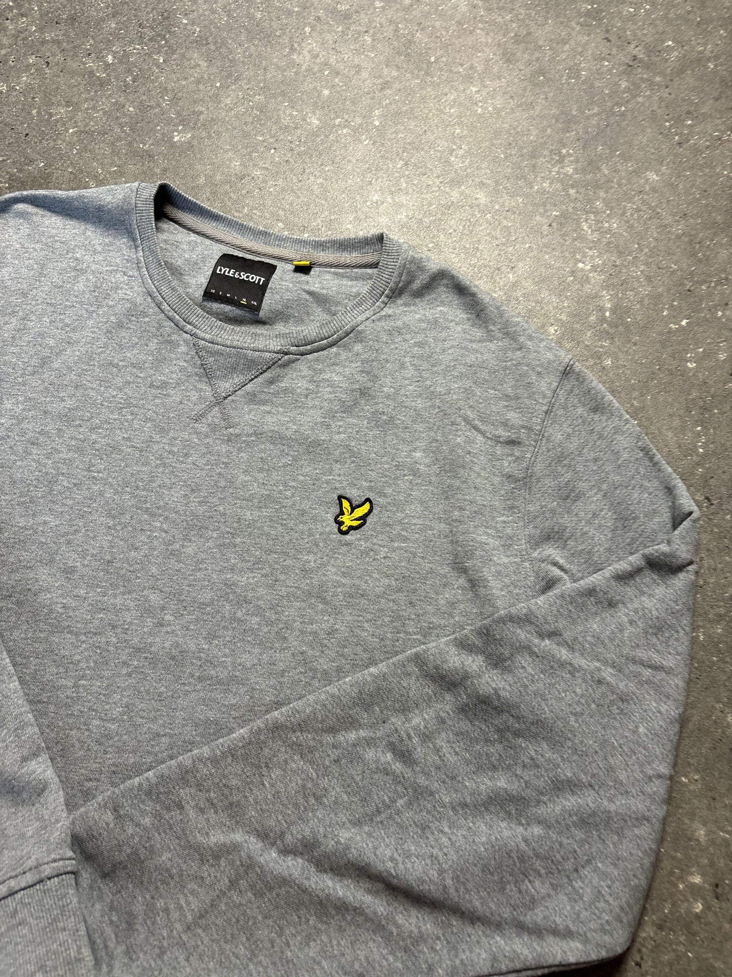 Lyle & Scott Sweater (XL)