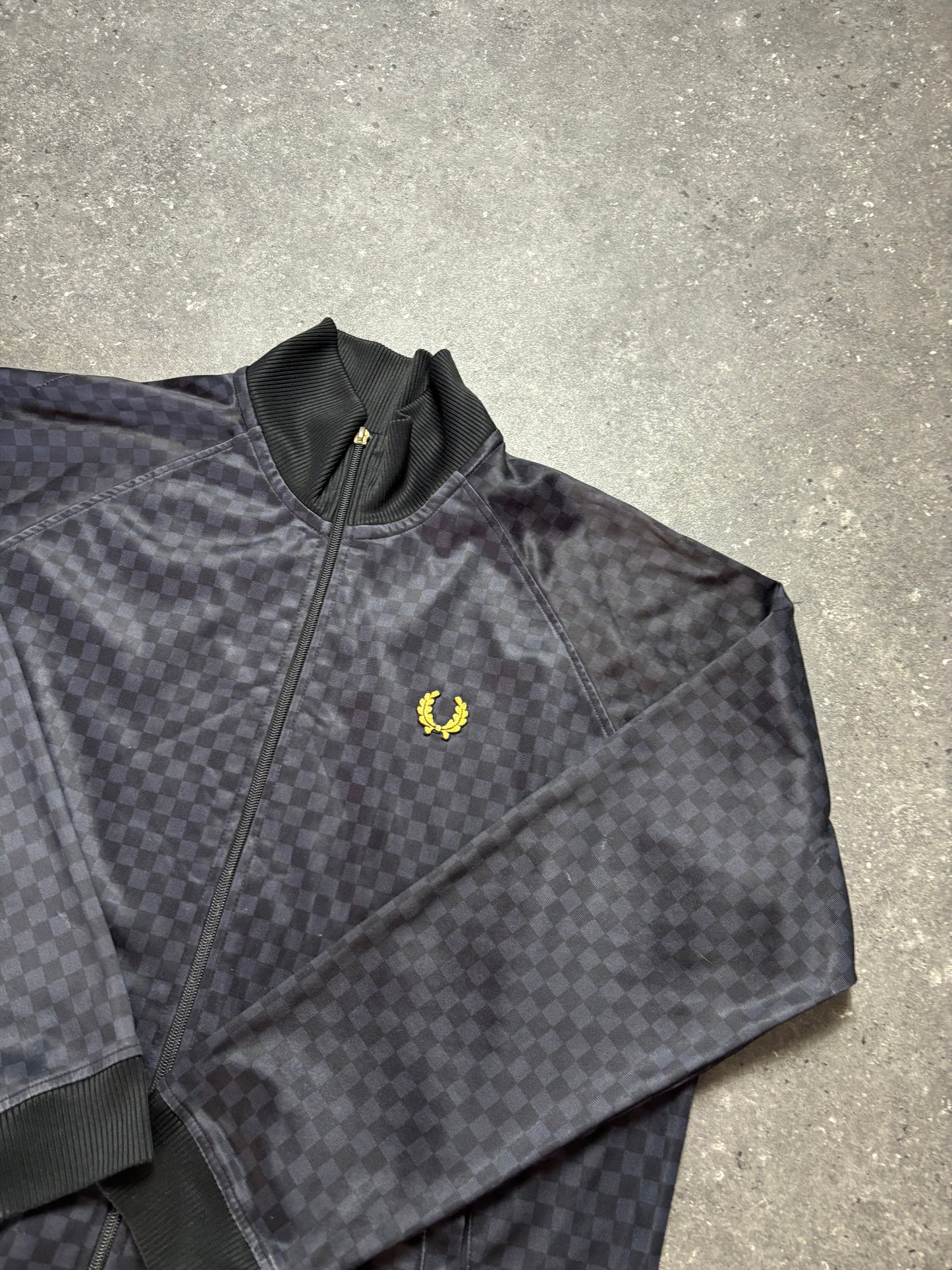 Fred Perry Jacke (XL)