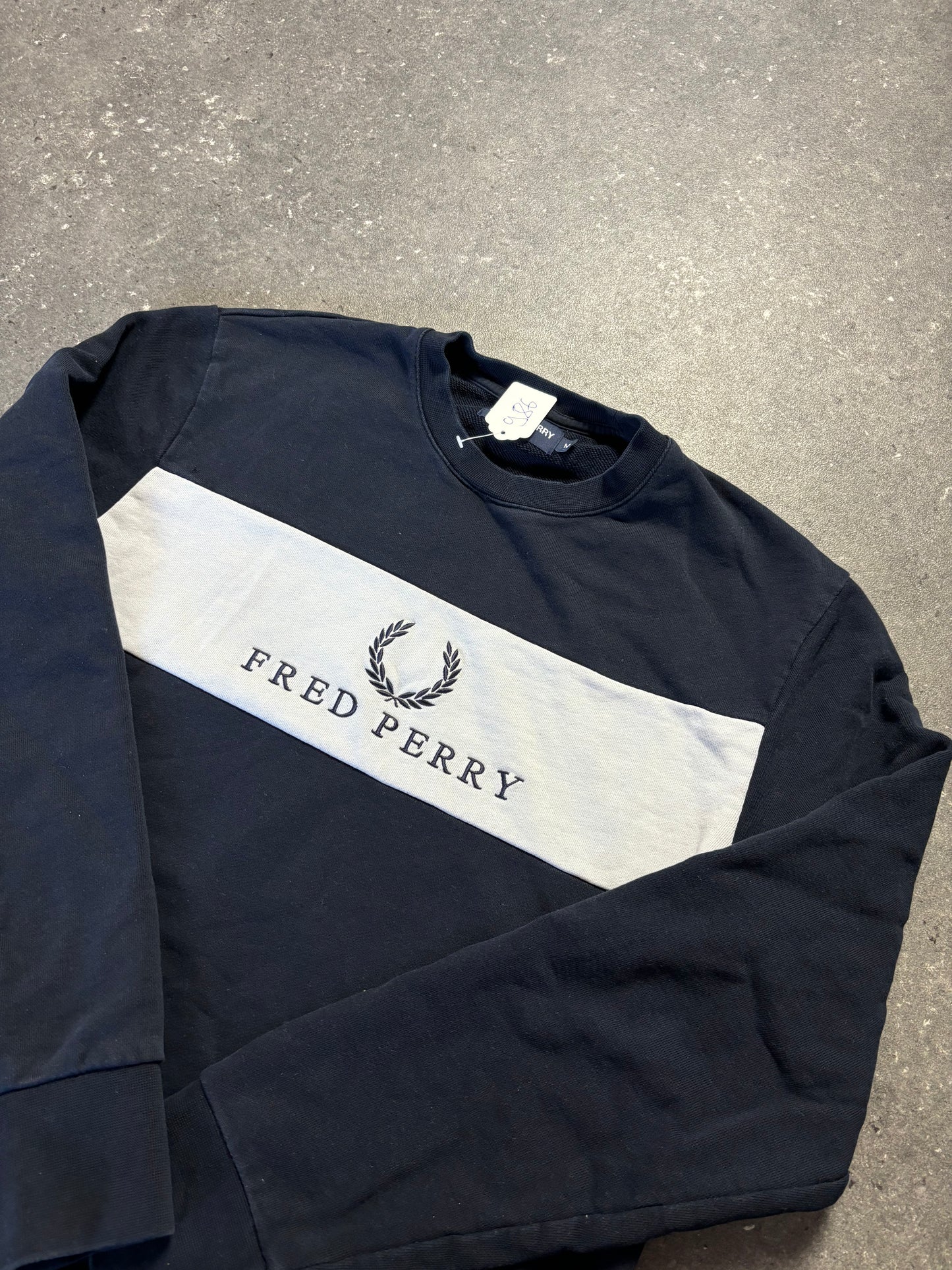 Fred Perry Sweater (M)