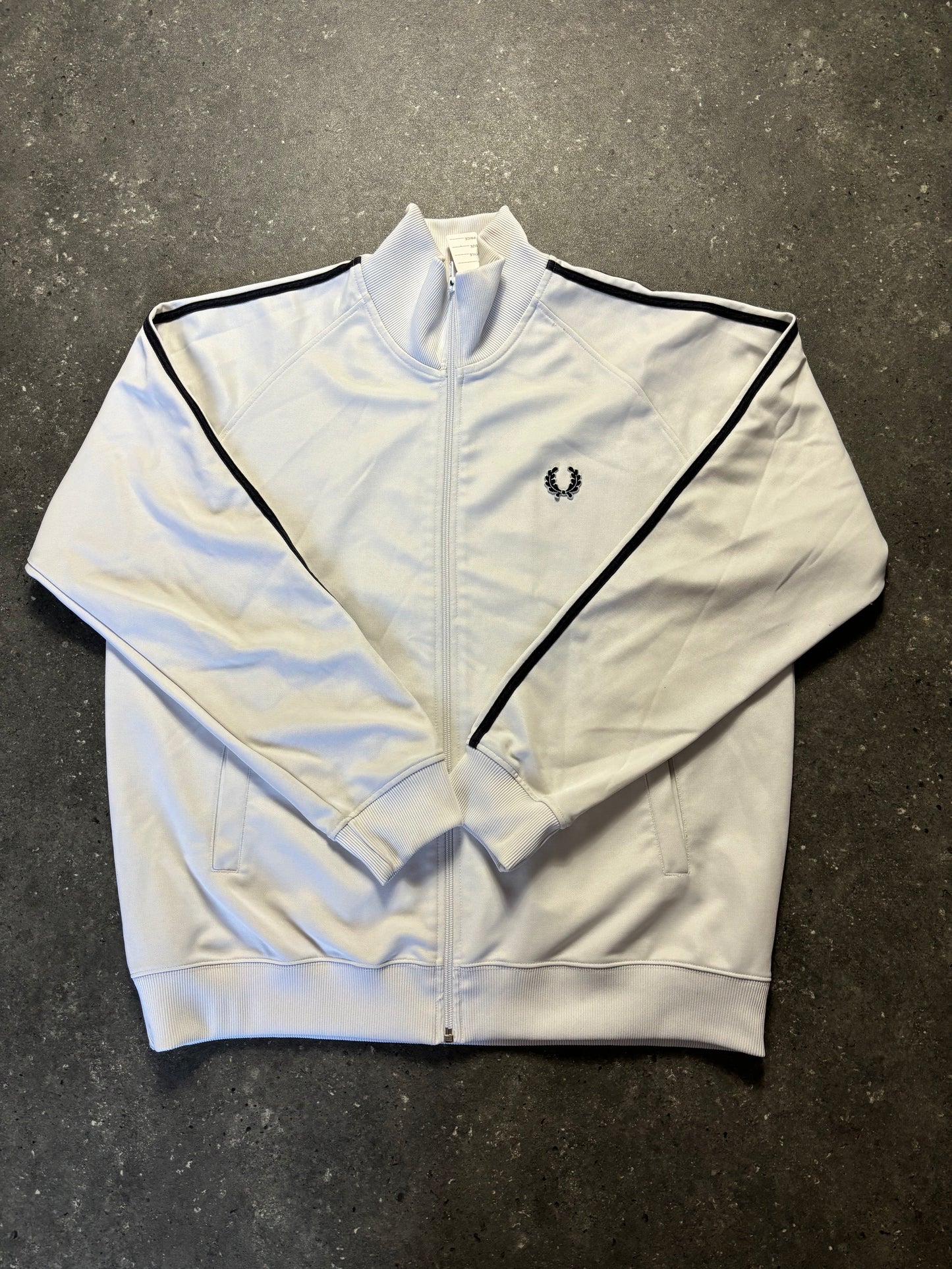 Fred Perry Jacke (XL)