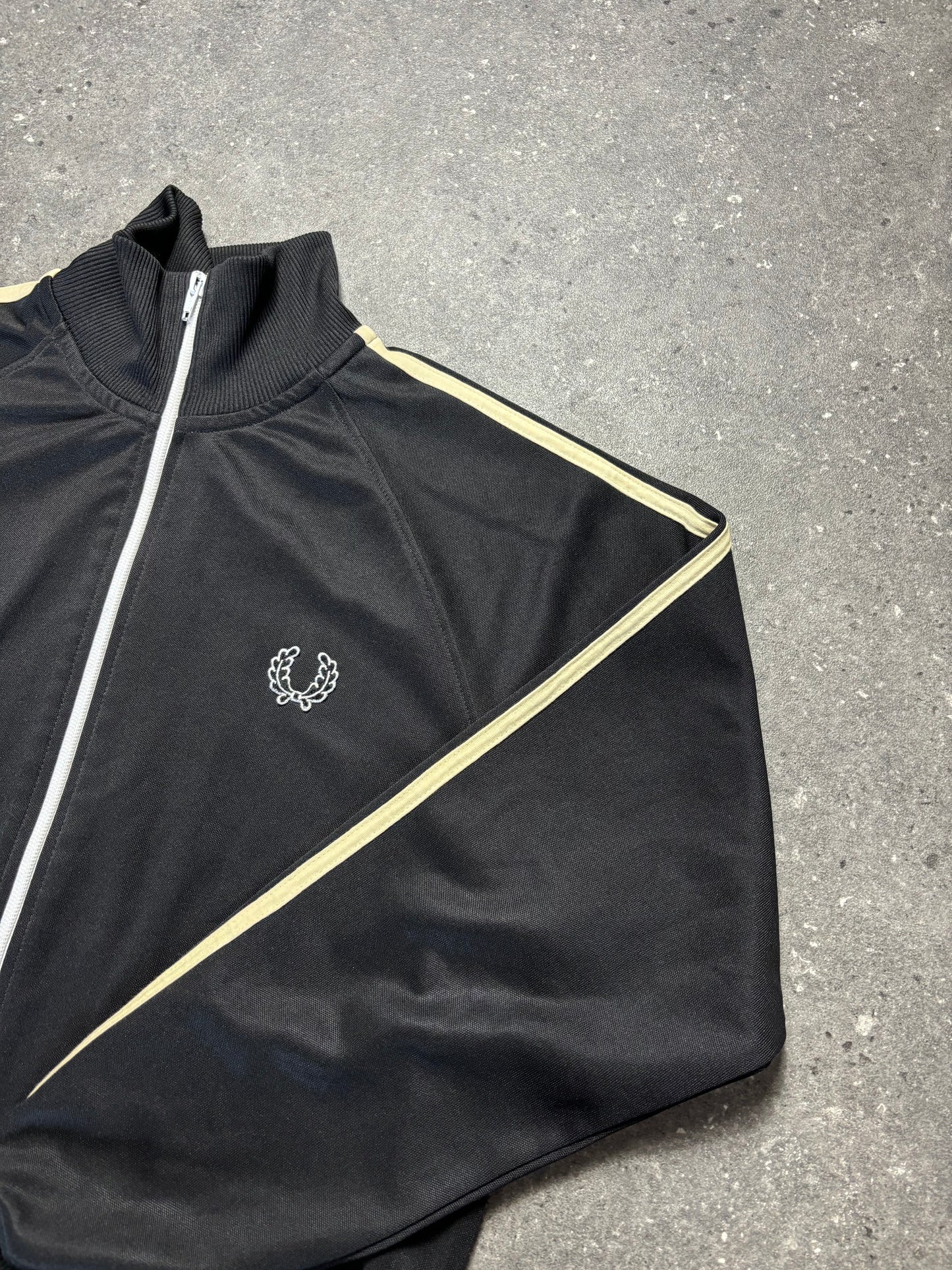 Fred Perry Jacke (S)