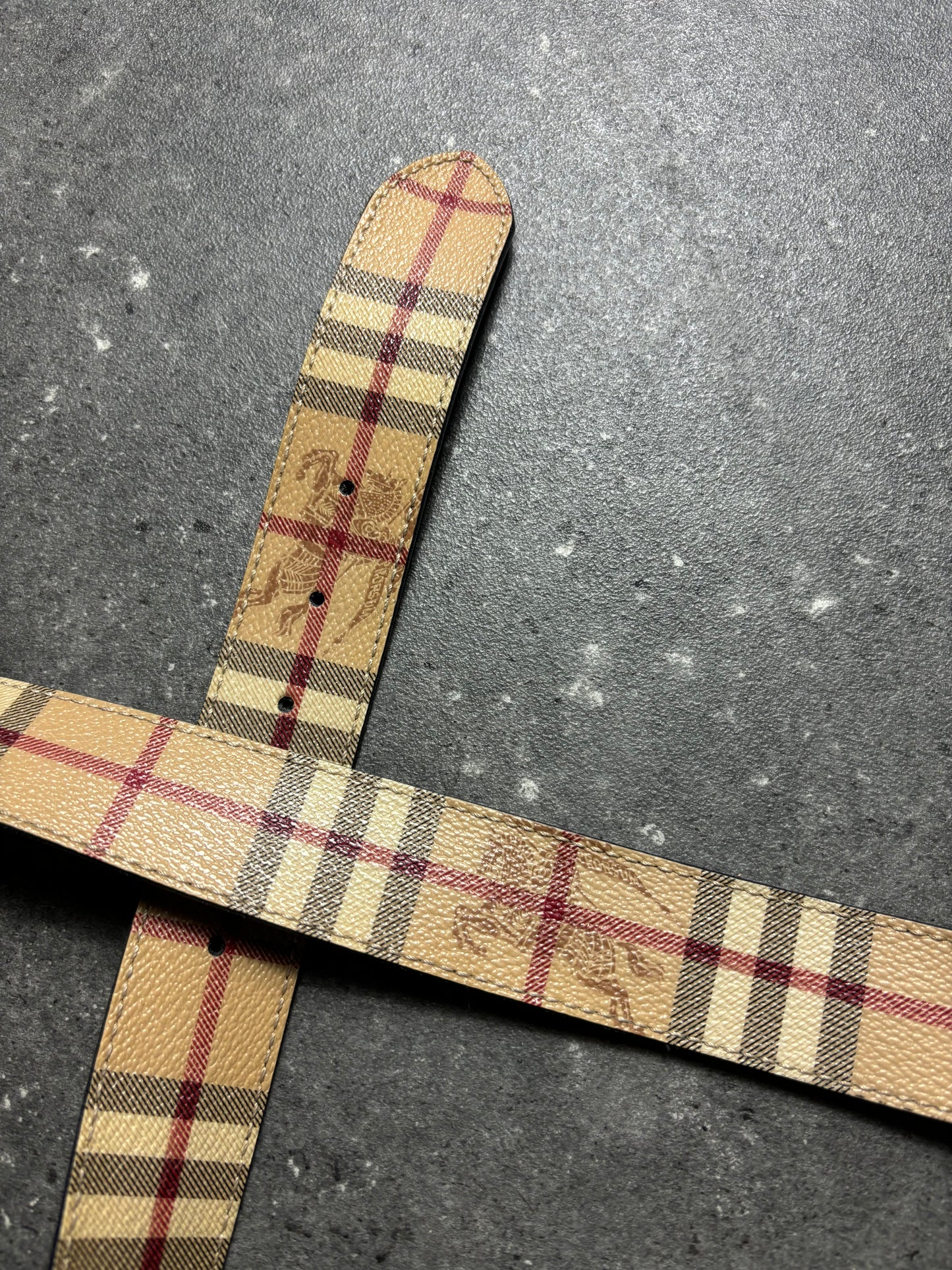 Burberry Gürtel (112 cm)