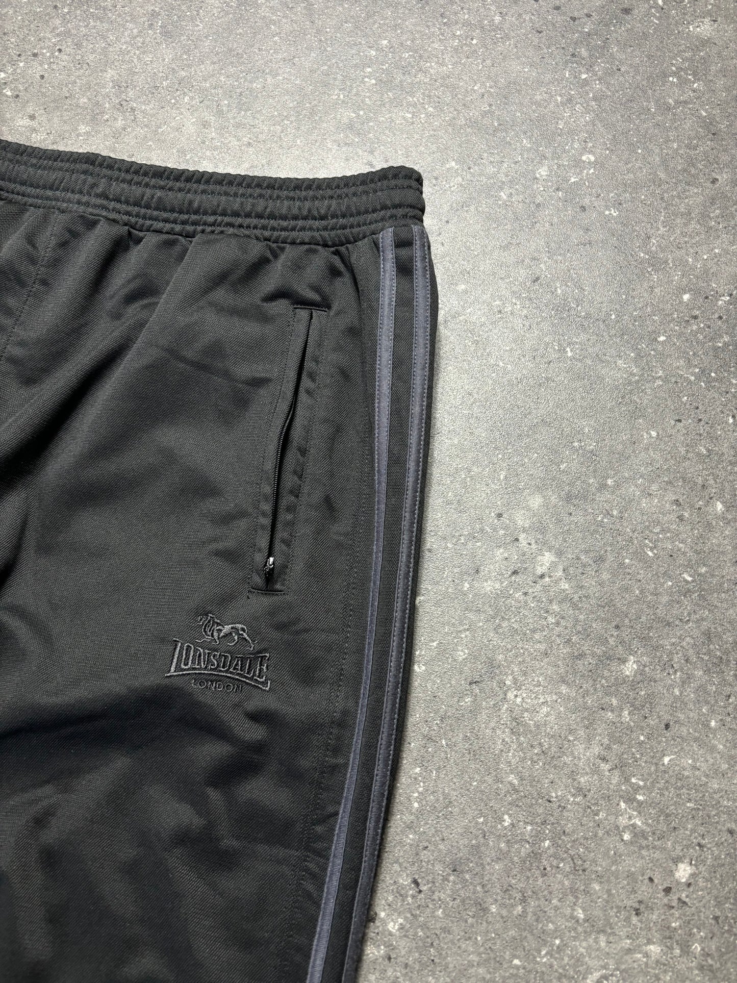 Lonsdale Trackpants (XL)