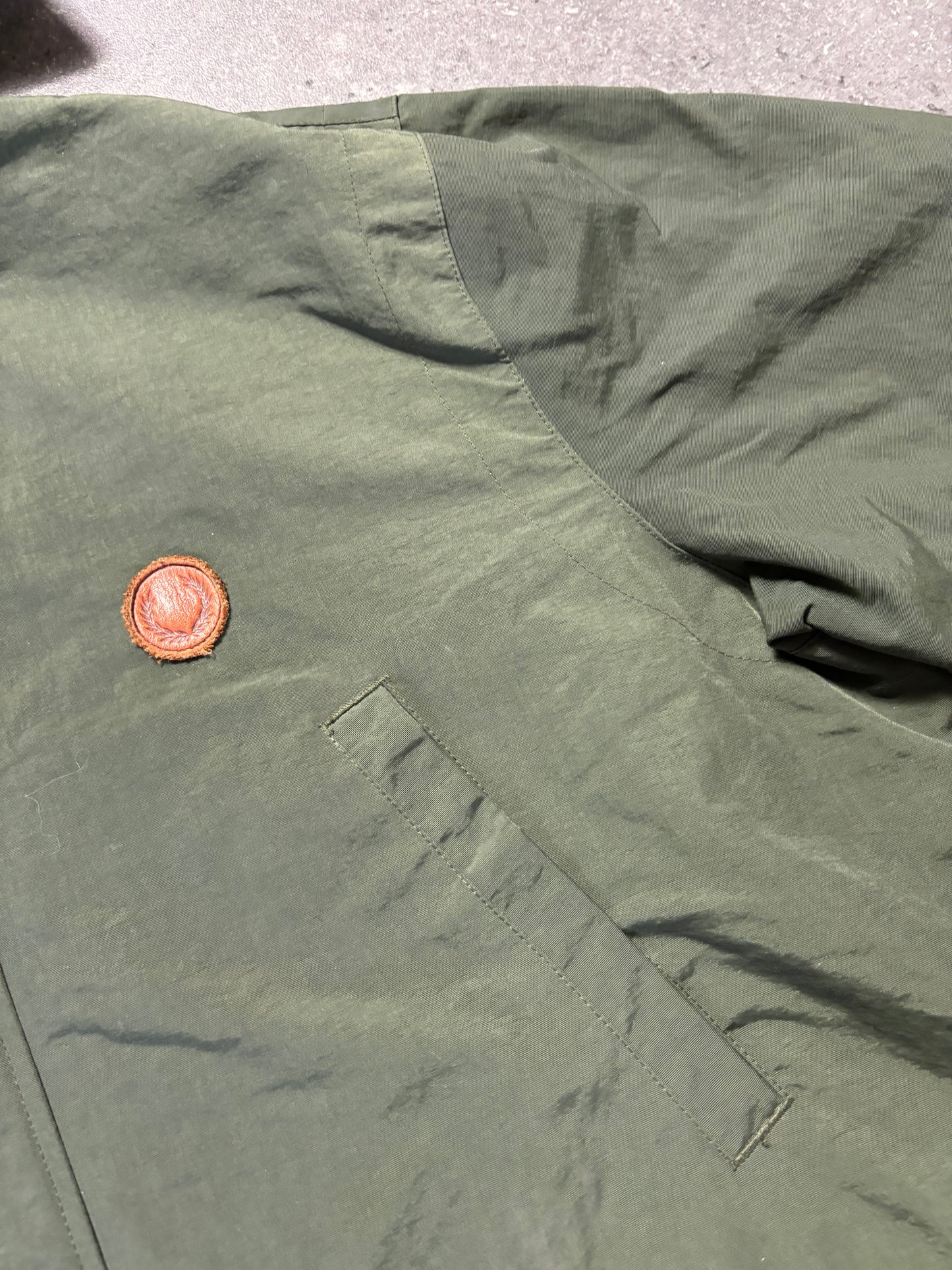 Fred Perry Parker (L)